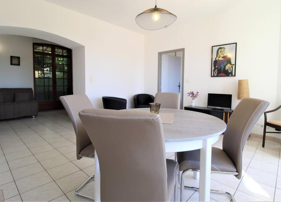 La Petite Venise Apartment Goudargues Luaran gambar
